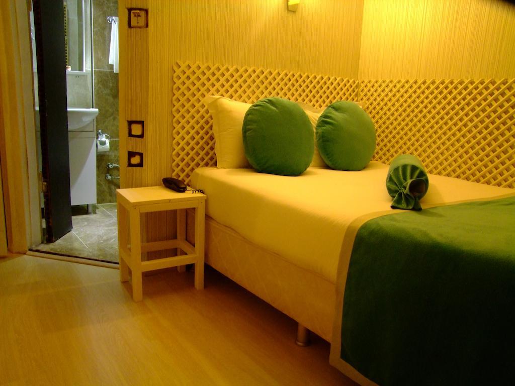 Hotel Ishakpasa Konagi Κωνσταντινούπολη Δωμάτιο φωτογραφία